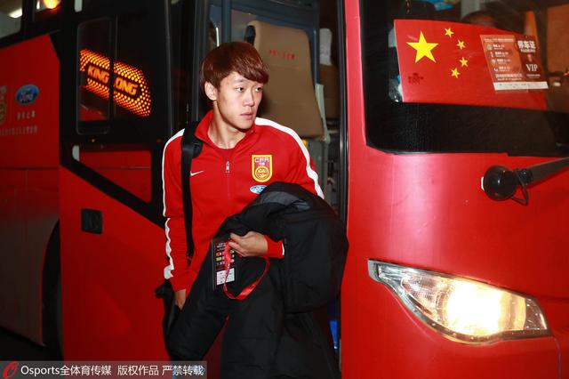 这也正像监制李玉所说的那样：;《兔子暴力》这部电影，是中国女性题材里比较极致的情感和困境的典型表达，表现母女关系的题材很多，但从极度缺爱而心甘情愿走向深渊，却更极致的让我们看到了爱和悲伤的，是《兔子暴力》